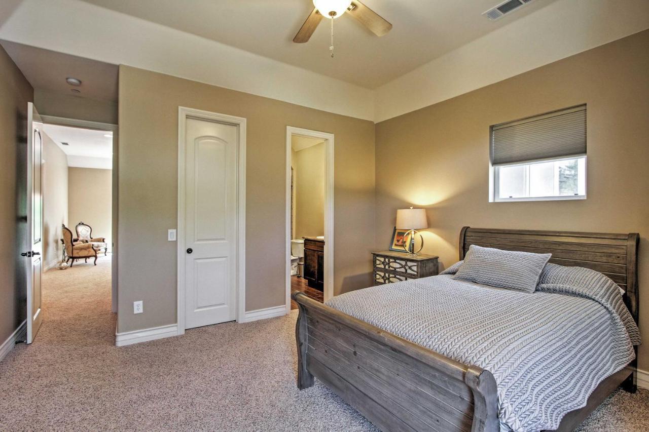 Roomy Home With Deck, 5 Mi To Lake Arrowhead Village エクステリア 写真
